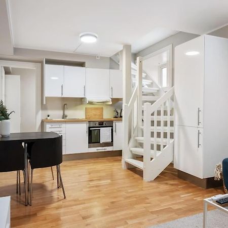 New! Modern City Apt: Central W/ Private Entrence Берген Екстериор снимка