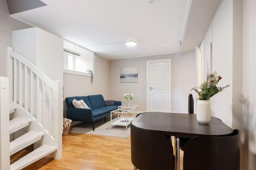 New! Modern City Apt: Central W/ Private Entrence Берген Екстериор снимка